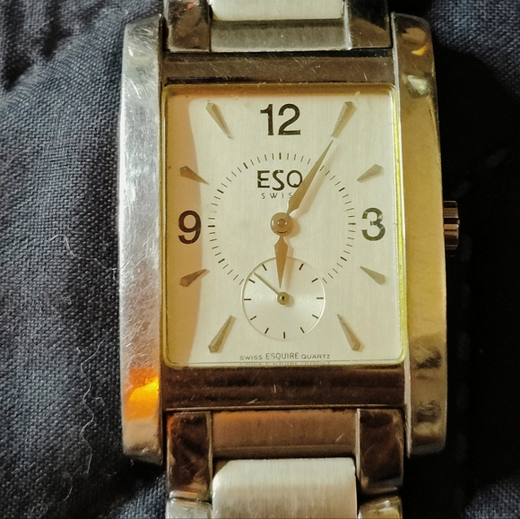 MENS SWISS ESQ BY MOVADO 300470 ALL STAINLESS STEEL BRACELET WATCH. - Picture 2 of 7